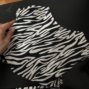 Print Corset small and cute perfect for a date, in perfect condition